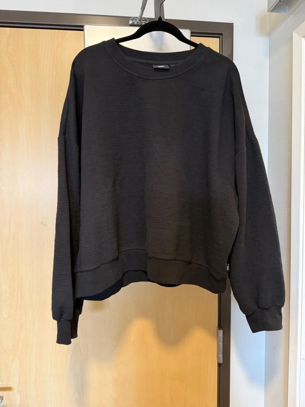 Vans Black Crewneck Textured Sweatshirt - Picture 1 of 1